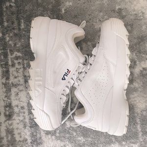 Women’s Size 9 Fila Disruptor
